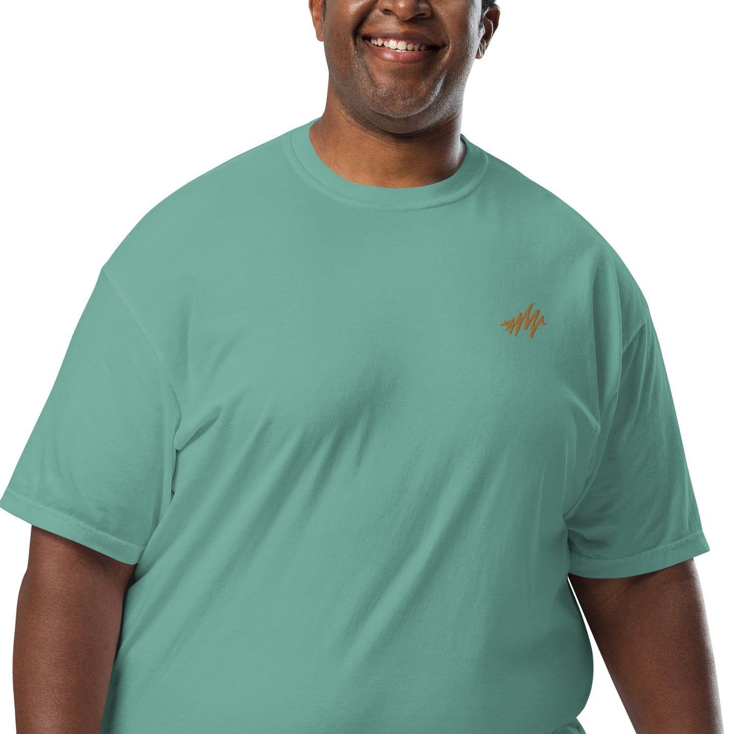 Waves | Men’s garment-dyed heavyweight t-shirt