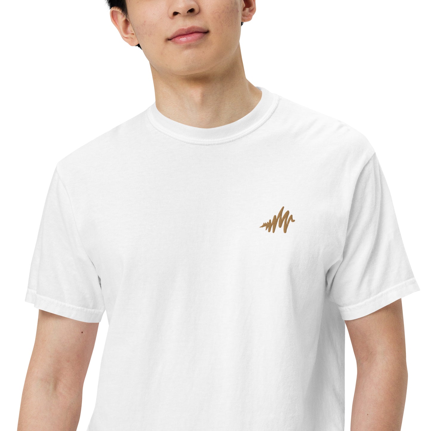 Waves | Men’s garment-dyed heavyweight t-shirt