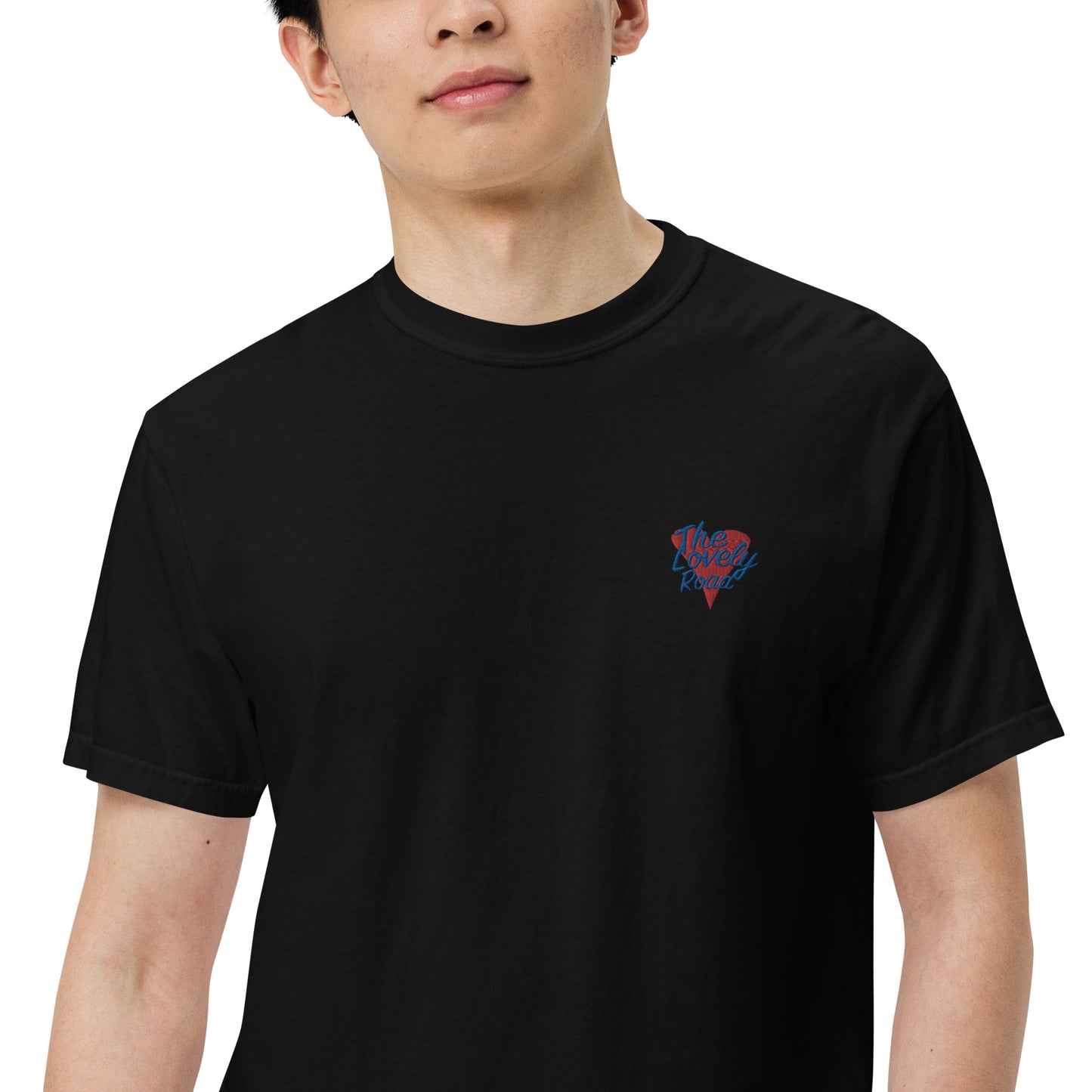 The Lovely Road | Embroidered t-shirt