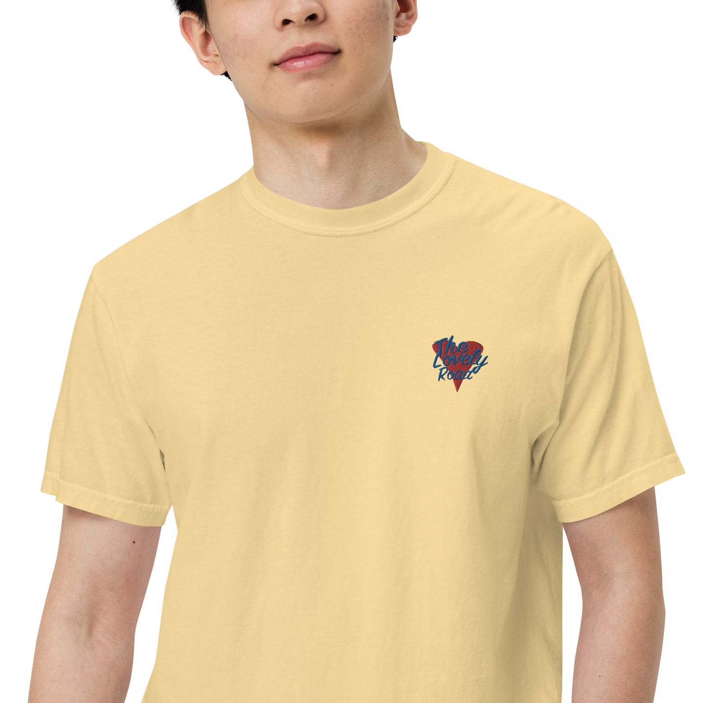 The Lovely Road | Embroidered t-shirt