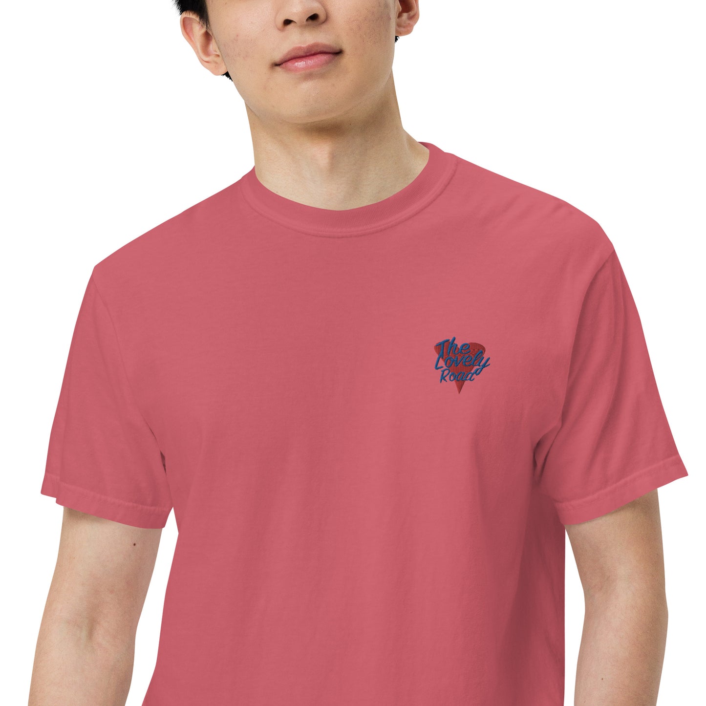 The Lovely Road | Embroidered t-shirt
