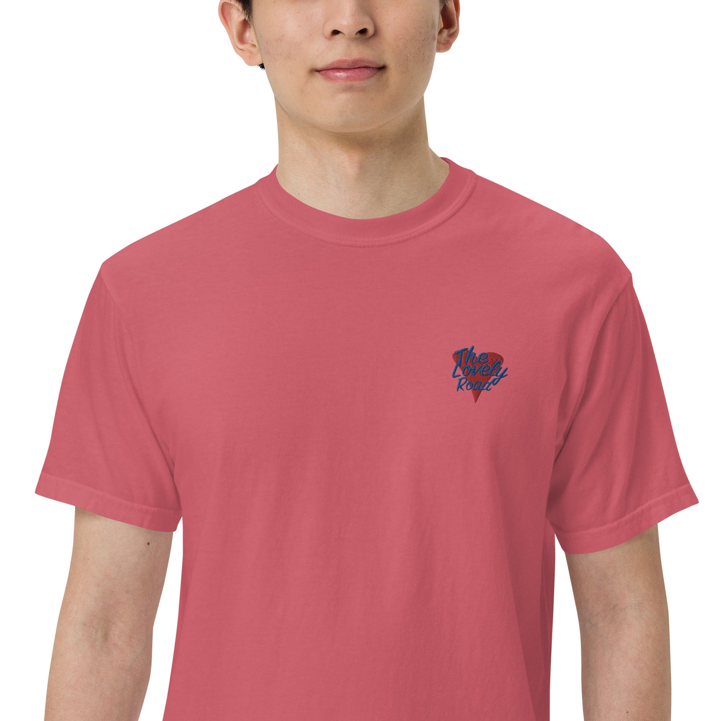 The Lovely Road | Embroidered t-shirt